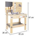 Warsztat z narzędziami drewniany na stoliku zestaw majsterkowicza